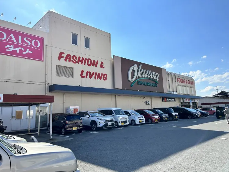 【オークワ高野口】販促キャンペーンやプロモーションイベントに適した風除室スペース