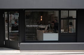 【 代官山駅5分 / メイン通り1F 路面 】 クリエイティブなキュレーション型