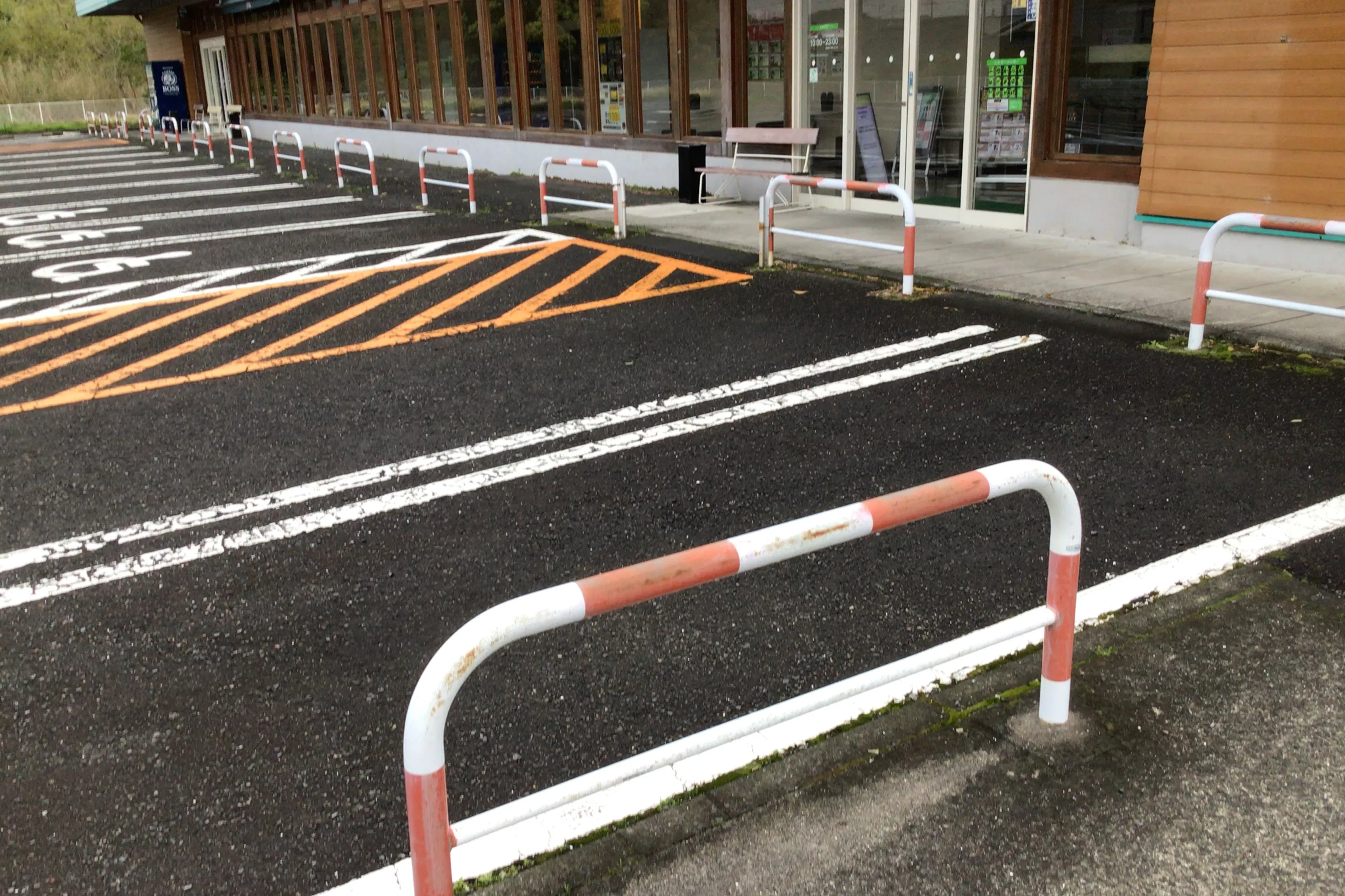 【ダイナム鹿児島加世田店】キッチンカー出店やプロモーションイベントに最適なアミューズメント施設のイベントスペース