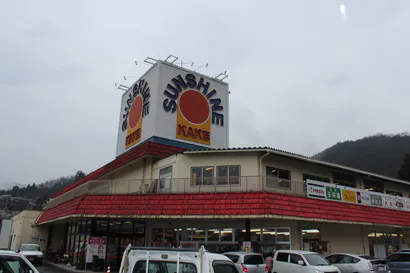 【フレスタ加計店】キッチンカーに利用可能な駐車場①スペース