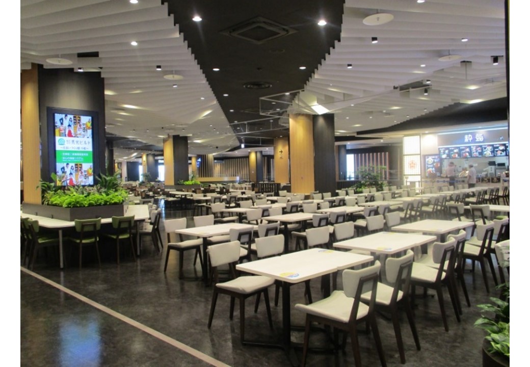 【イオンモール新小松】モール内広告 フードコートステッカー