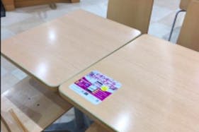 【イオンモール新小松】モール内広告 フードコートステッカー