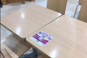 【イオンモール新小松】モール内広告 フードコートステッカー