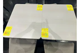 【イオンモール新小松】モール内広告 フードコートステッカー