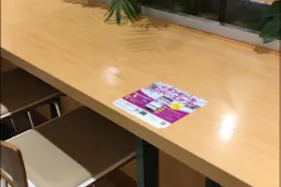 【イオンモール新小松】モール内広告 フードコートステッカー