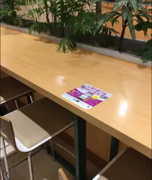 【イオンモール新小松】モール内広告 フードコートステッカー