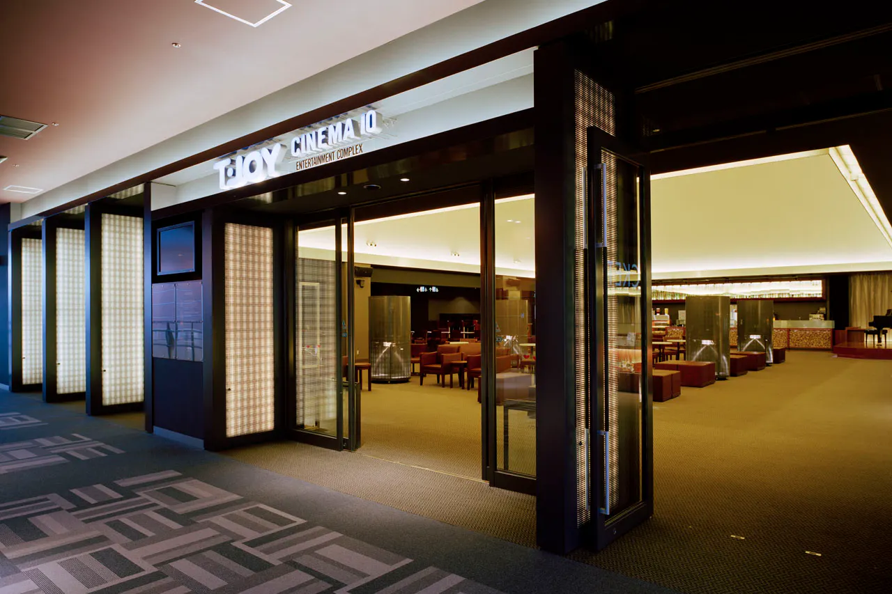 【T・ジョイ長岡】プロモーションに最適なロビースペース