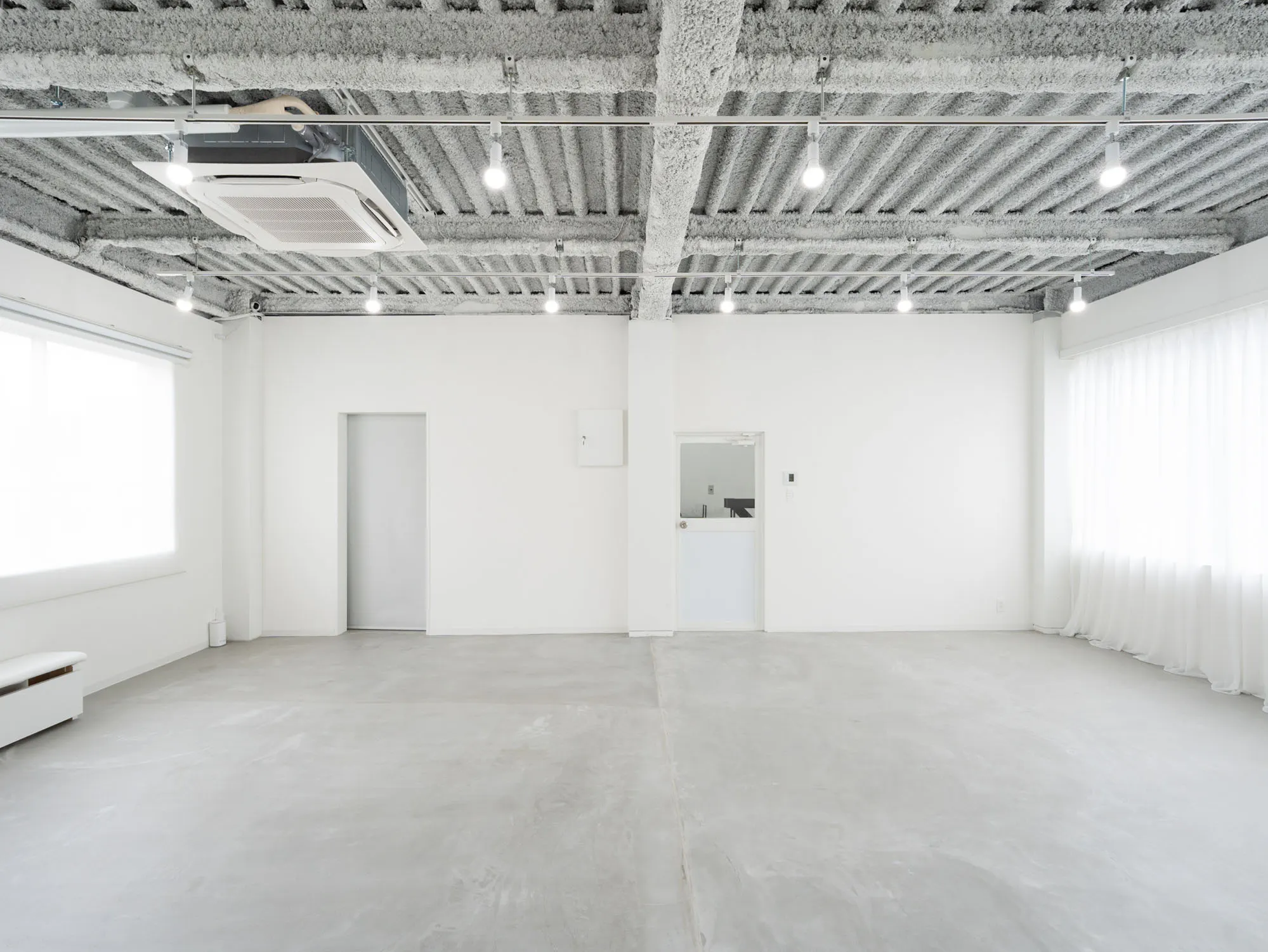 【STUDIO 5｜大須観音駅8分】無料の展示・販売什器で準備をしやすいイベントスペース