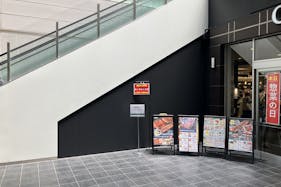 【成城コルティ】成城コルティ1階OX入口