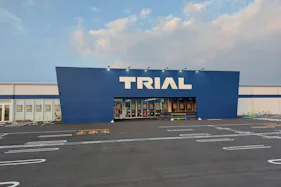 【スーパーセンタートライアル三木店】販促プロモ活動に最適な トライアル三木店『風除室』スペース