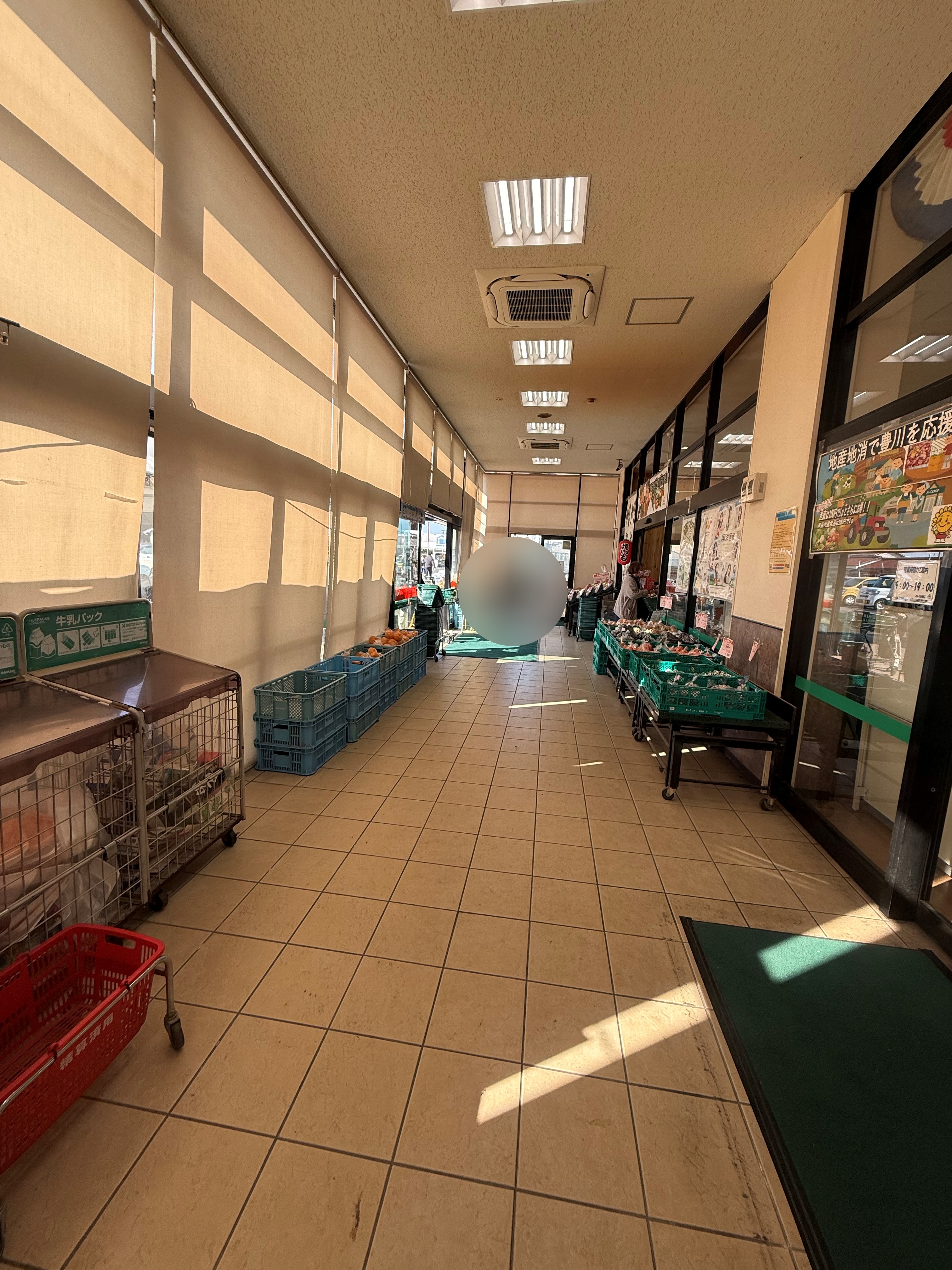 【Aコープ小坂井店】食物販や販促イベントに最適な店内スペース①