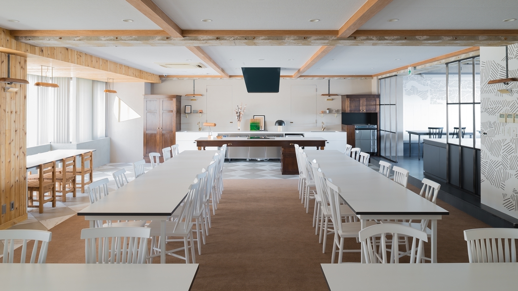 【東京ベイサイド】素敵な夜景と設備充実な本格的レンタルキッチンスペース