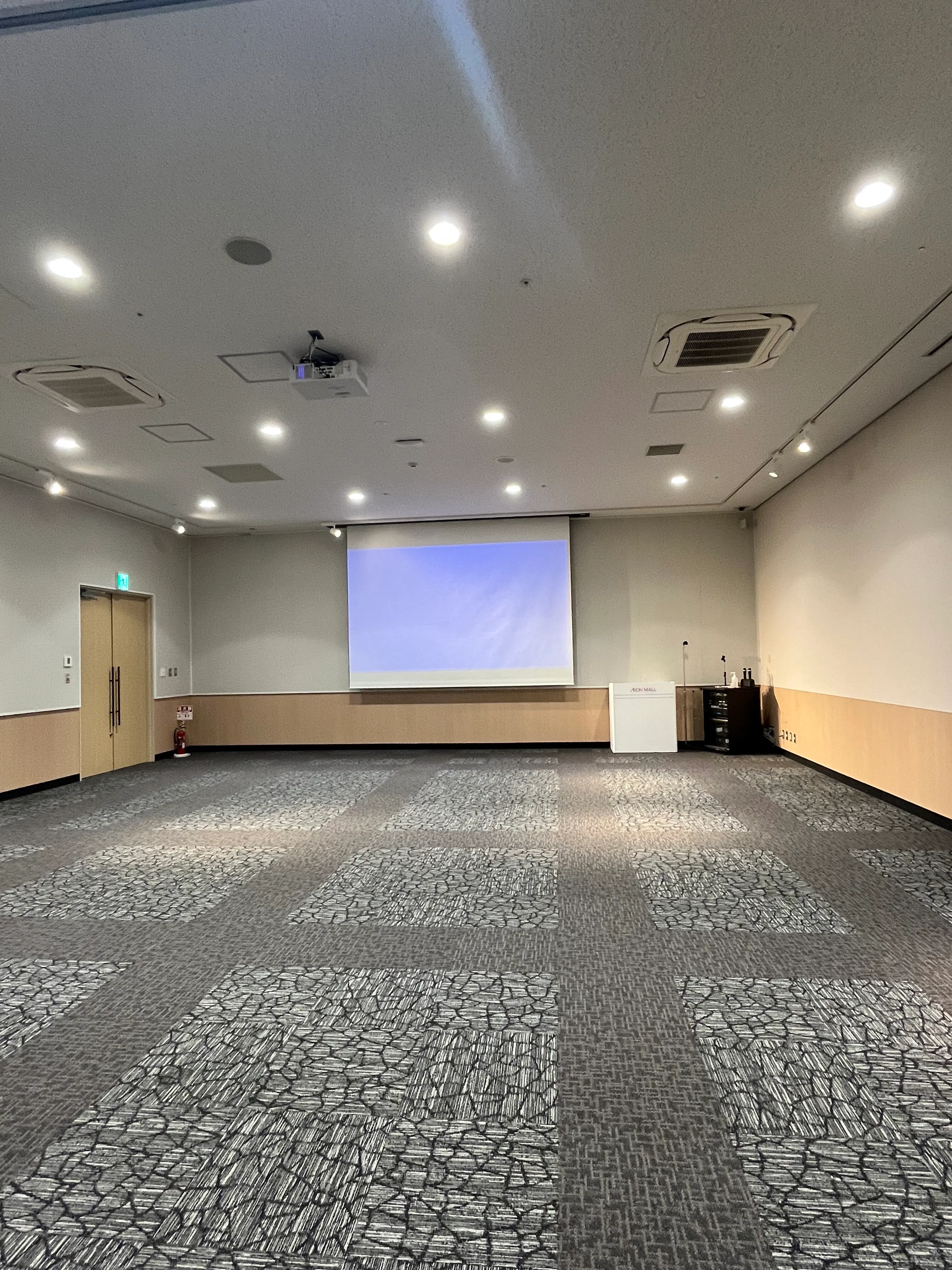 【イオンモールいわき小名浜】イオンホールA