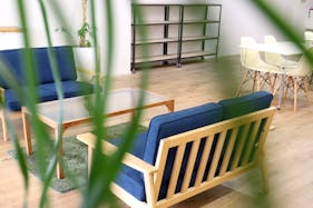 【本町駅7分】展示会やポップアップストア・アパレル向けLIVE配信に適した空間。