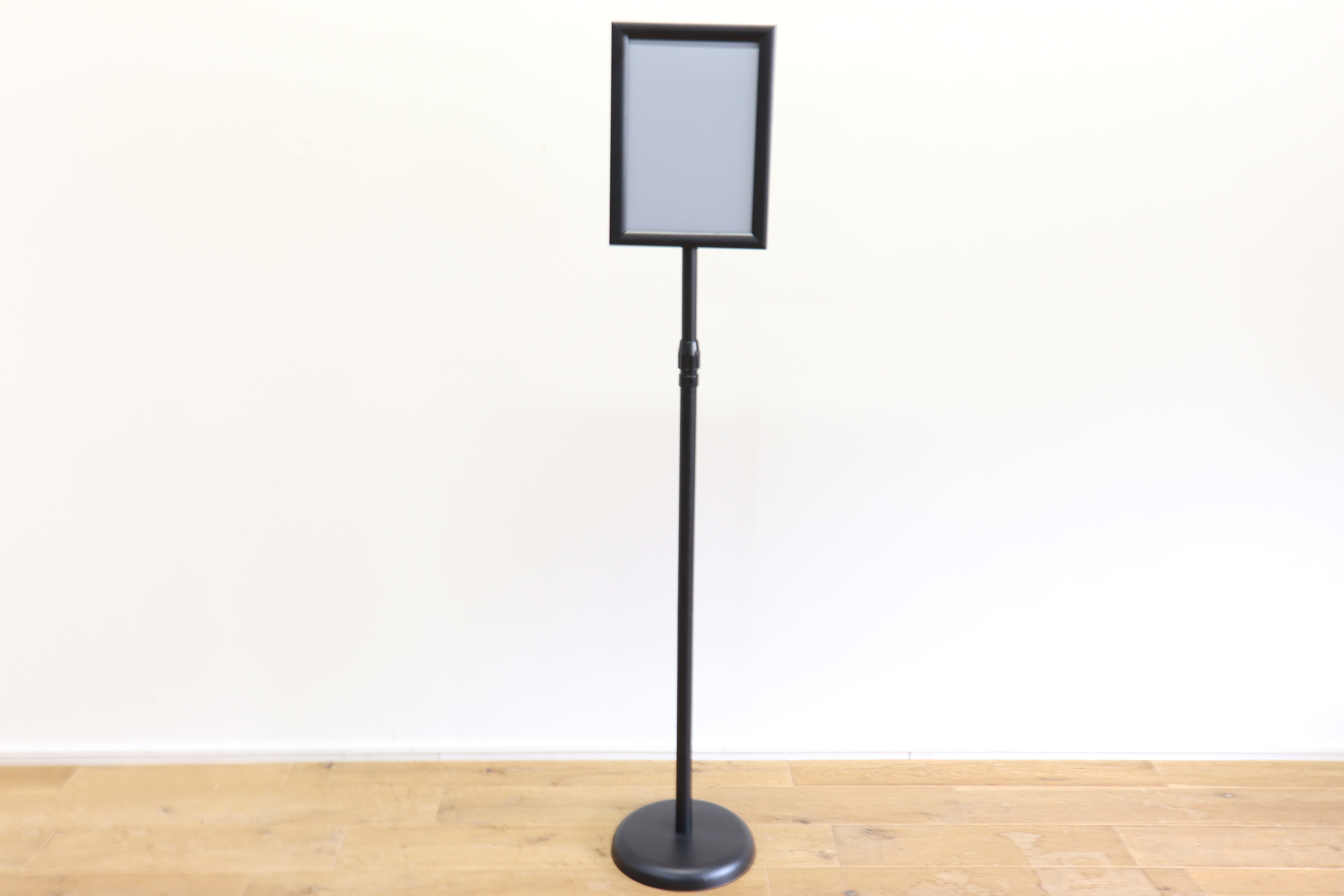 【本町駅7分】展示会やポップアップストア・アパレル向けLIVE配信に適した空間。