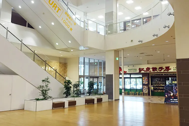 【イオンモール草津】1F レストランコートの画像1