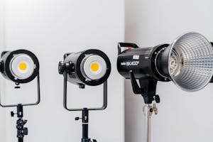 【初台駅5分】カメラ1台で本格的な撮影可能/撮影実績多数/近隣駐車場多数で搬入も簡単