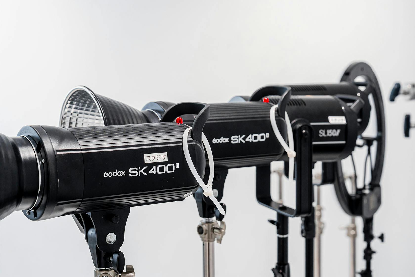 【初台駅5分】カメラ1台で本格的な撮影可能/撮影実績多数/近隣駐車場多数で搬入も簡単