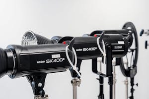 【初台駅5分】カメラ1台で本格的な撮影可能/撮影実績多数/近隣駐車場多数で搬入も簡単