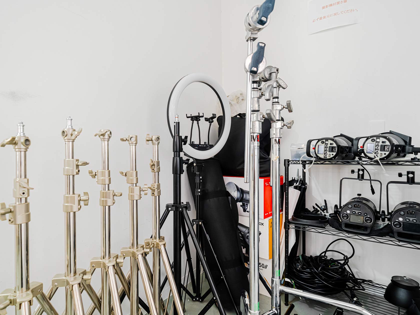 【初台駅5分】カメラ1台で本格的な撮影可能／撮影実績多数／近隣駐車場多数で搬入も簡単