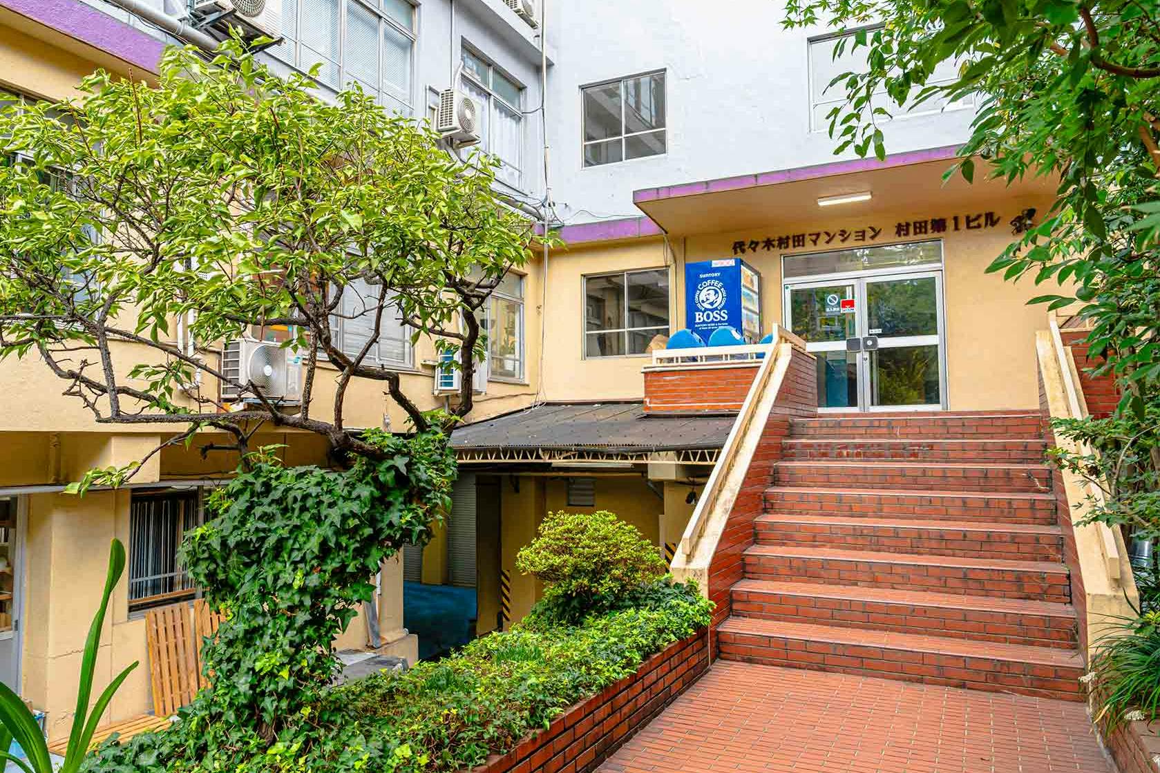 【初台駅5分】カメラ1台で本格的な撮影可能/撮影実績多数/近隣駐車場多数で搬入も簡単