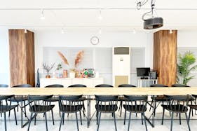 【神田駅1分】アパレル系の展示会、販売会用途に適した70㎡ の広いレンタルスペース