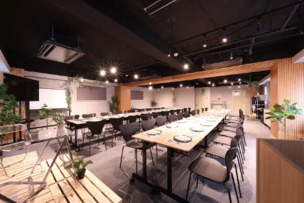 【新宿三丁目1分】会議や展示会などに最適な駅チカでアクセス抜群なイベントスペース