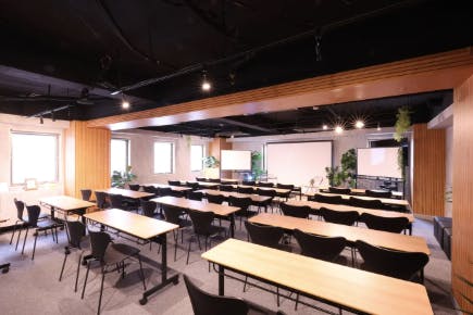 【新宿三丁目1分】会議や展示会などに最適な駅チカでアクセス抜群なイベントスペース