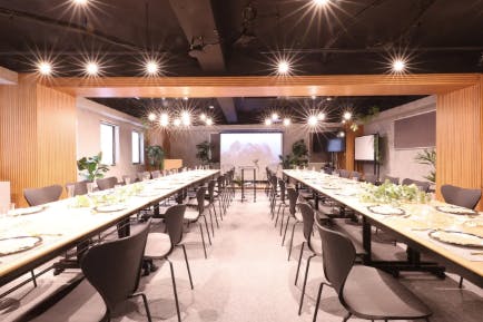 【新宿三丁目1分】会議や展示会などに最適な駅チカでアクセス抜群なイベントスペース