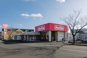 【マックスバリュ松島店】各種プロモーションイベントに最適な店舗内イートインスペース横のイベントスペース