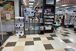 【TSUTAYA首里店】ポップアップストアやプロモーションに適した下りエスカレーター近くのレンタルスペース