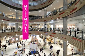 【イオンモール日の出】大型バナー