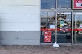 【ザ・ロウズ小倉】販促プロモーションに最適な軒下スペース