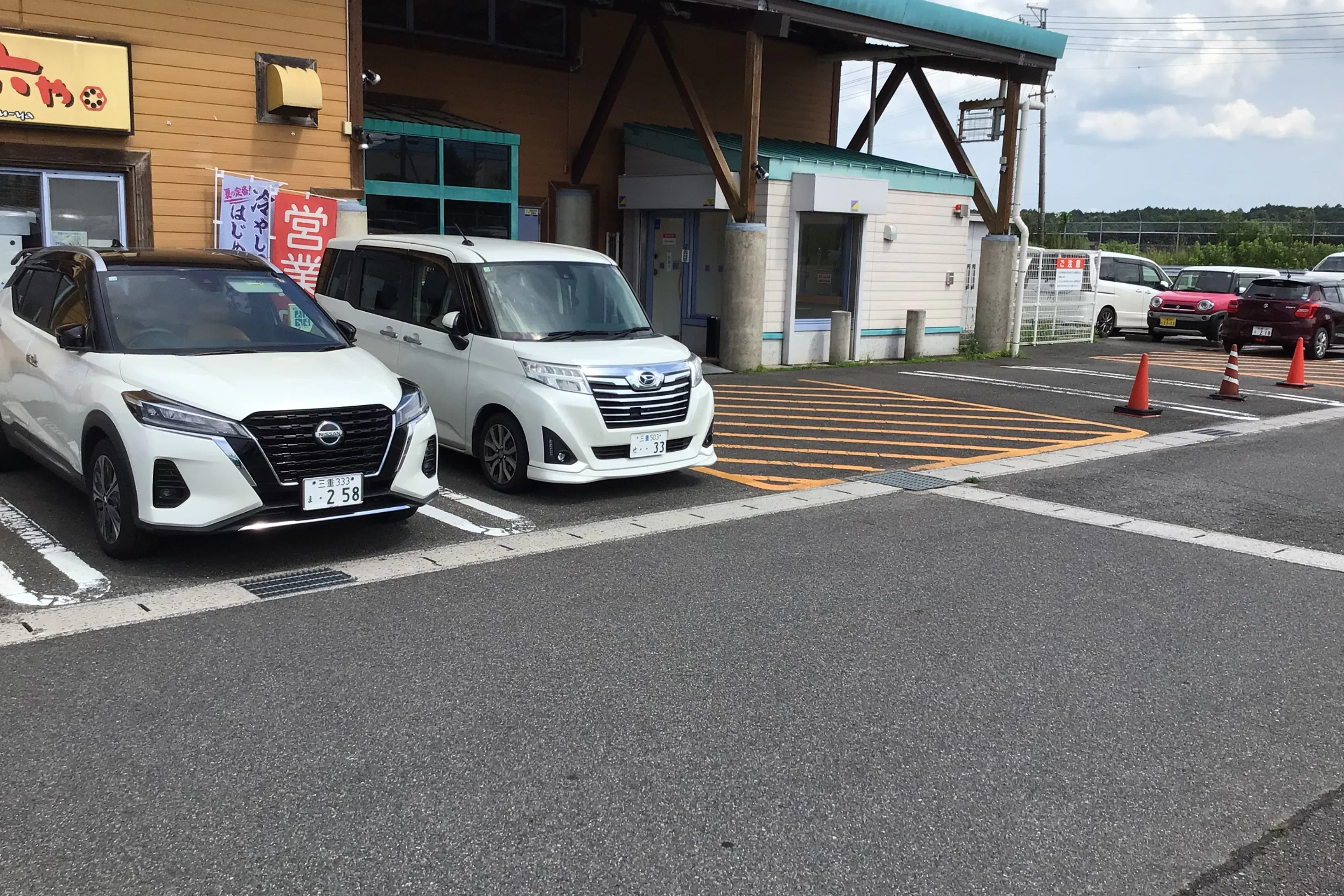 【ダイナム三重芸濃店】キッチンカーや各種プロモーションイベントに最適なアミューズメント施設のイベントスペース