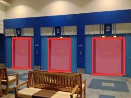 【イオンモール広島府中】モール内広告 エレベーターの画像