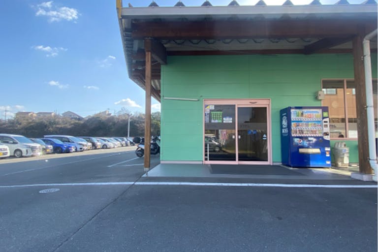 【ダイナム福岡飯塚花瀬店ゆったり館】キッチンカー出店やプロモーションイベントに最適なアミューズメント施設のイベントスペースの画像3