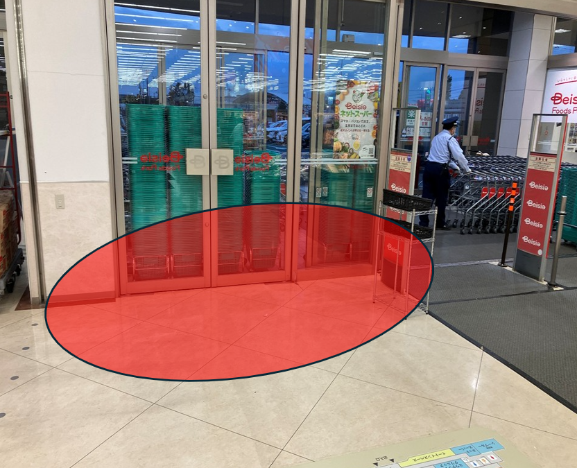【ベイシア 富里店】食品入口前スペース　販促プロモーションに最適なスーパー店内催事イベントスペース