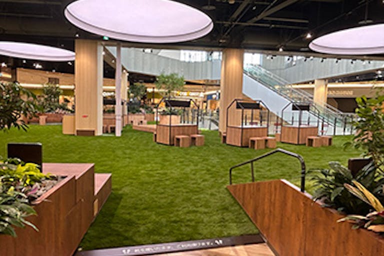 【イオンモール太田】2Fピクニックコート③の画像1