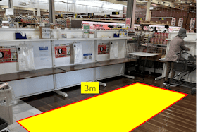 【スーパーセンタートライアル飯塚店】食物販やPR活動に最適な店内「サービスカウンター横 スペース」