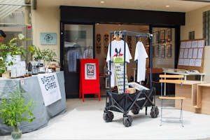 【代々木公園駅5分/代々木八幡駅3分】視認性の高い路面イベントスペース。駅近くの閑静な住宅街にあり各種ポップアップストアや展示会等に最適