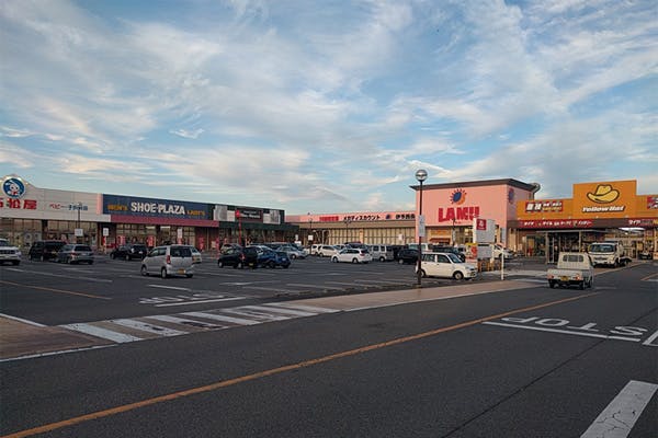 【フレスポ西条】プロモーション用途に利用可能なラムー前共用通路スペース