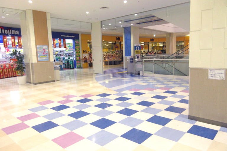 【アリオ北砂】ポップアップストア等の催事イベント利用に適した書店前の2Fイベントスペースの画像1