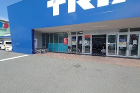 【スーパーセンタートライアル防府店】キッチンカー(調理営業)出店限定/屋外スペース