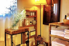 【松陰神社前駅2分】松陰神社通り商店街沿いにあるポップアップや個展、食物販などに適したサロン内イベントスペース