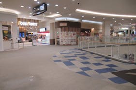 【イオンモール水戸内原】フードコート前