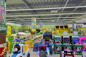 【HIヒロセスーパーコンボ三重店】プロモーションイベントに最適なホームセンターの入口レジ付近スペース