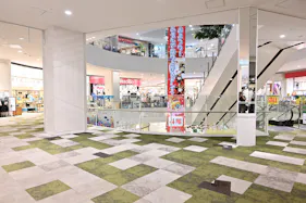 【イオンモール長久手】中央東