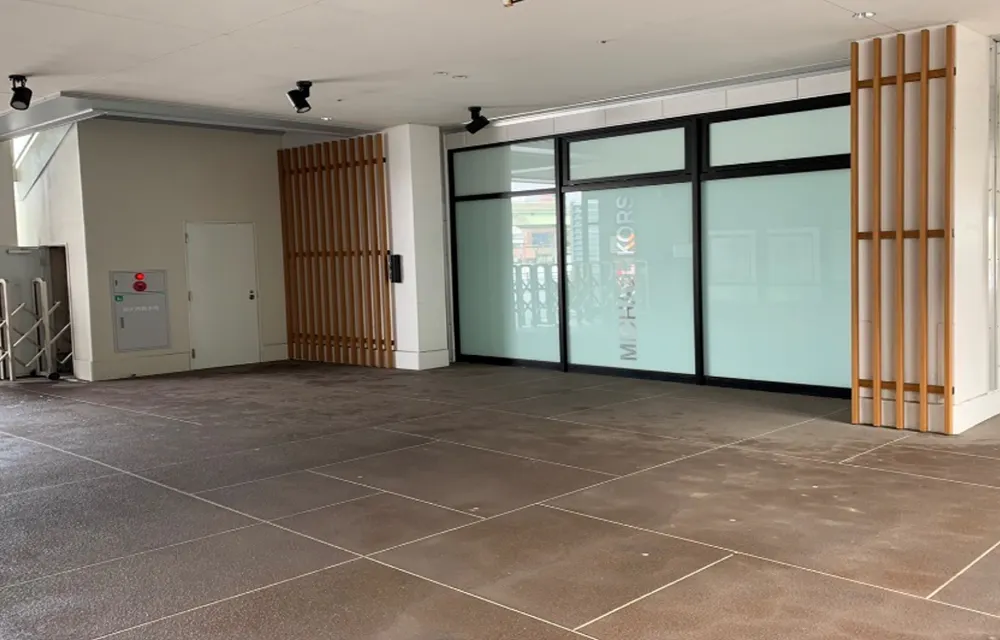 【三井アウトレットパーク 仙台港】1階 北エントランス