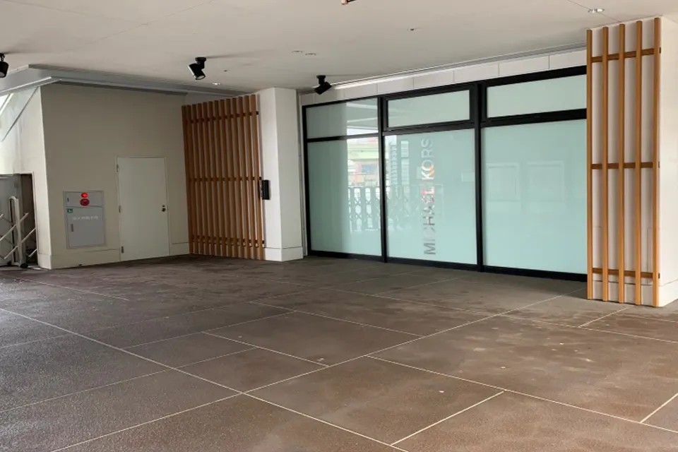 【三井アウトレットパーク 仙台港】1階 北エントランス