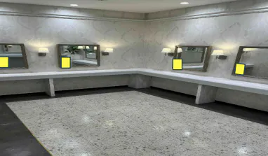 【イオンモール堺北花田】モール内広告 化粧室